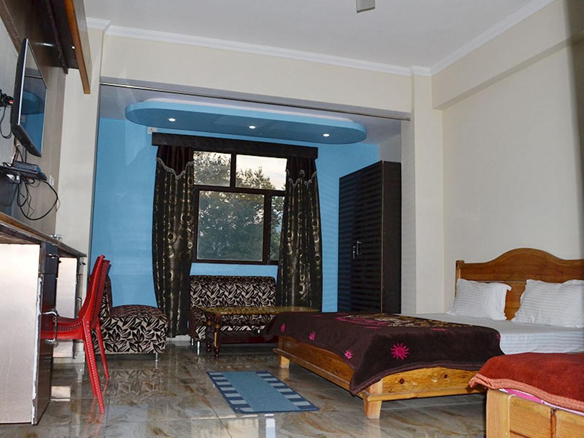 Oyo 37525 Hotel Mall Palace Pithorāgarh Dış mekan fotoğraf