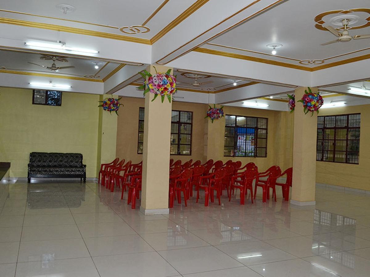 Oyo 37525 Hotel Mall Palace Pithorāgarh Dış mekan fotoğraf
