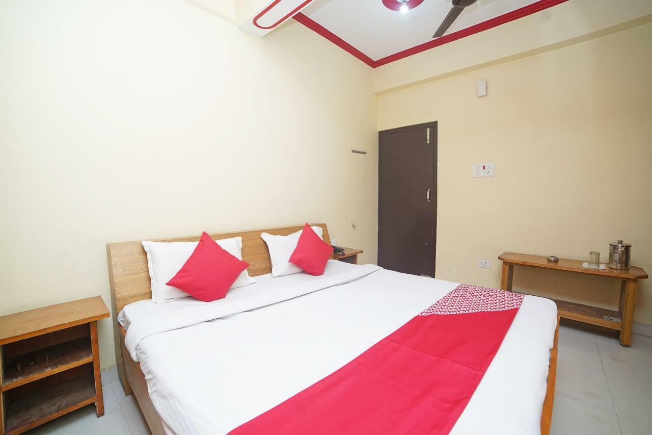 Oyo 37525 Hotel Mall Palace Pithorāgarh Dış mekan fotoğraf