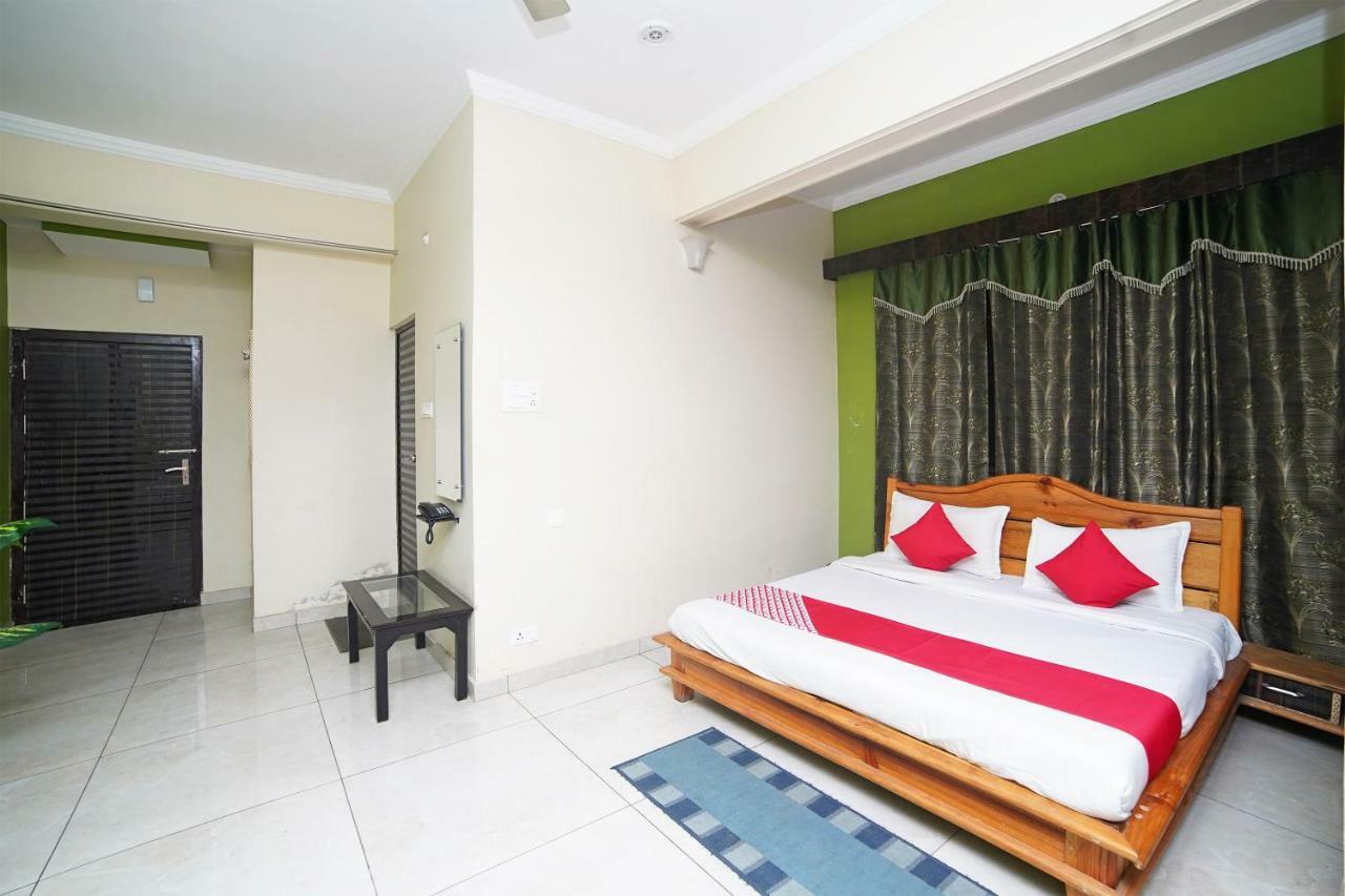 Oyo 37525 Hotel Mall Palace Pithorāgarh Dış mekan fotoğraf