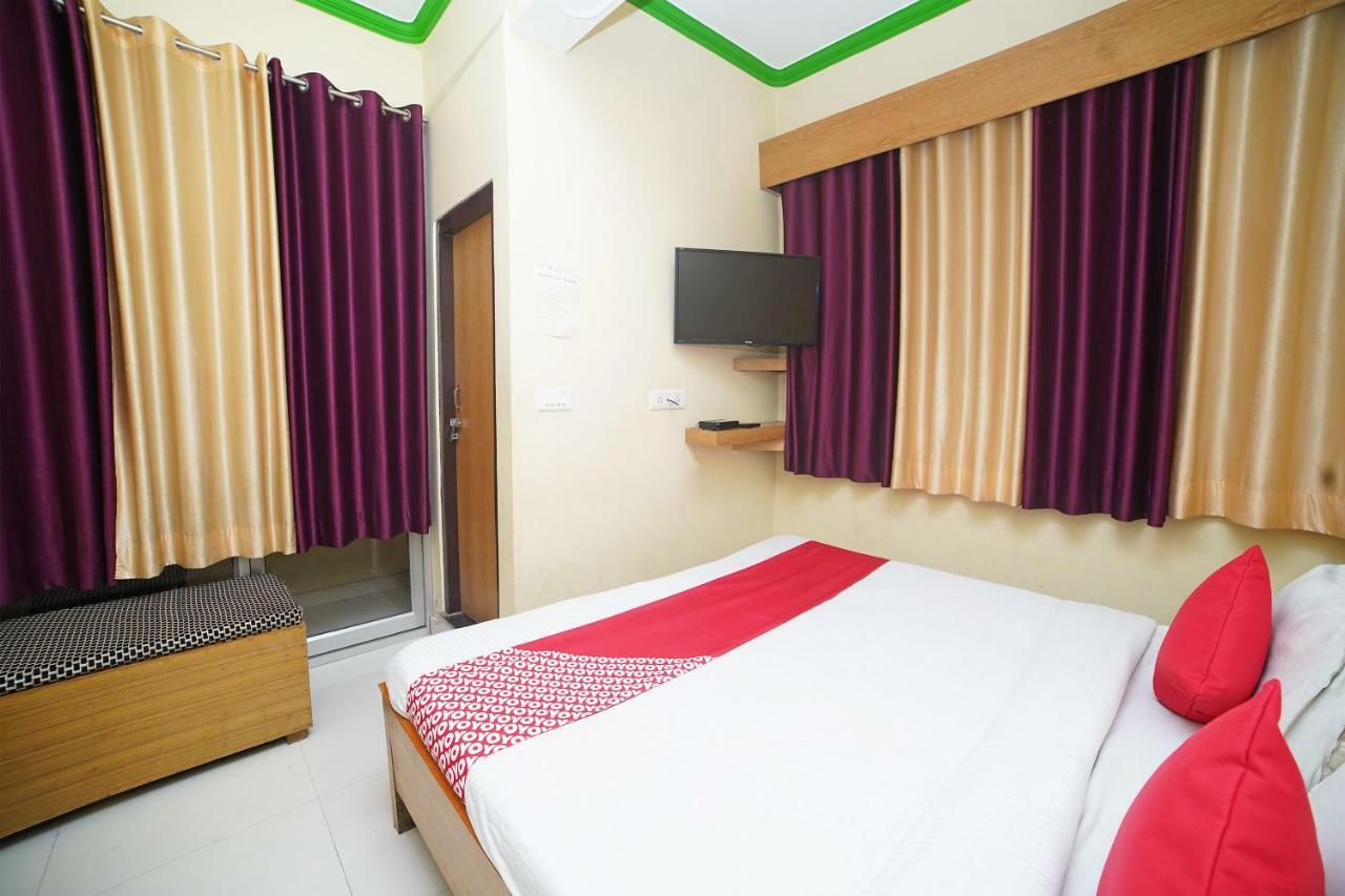 Oyo 37525 Hotel Mall Palace Pithorāgarh Dış mekan fotoğraf