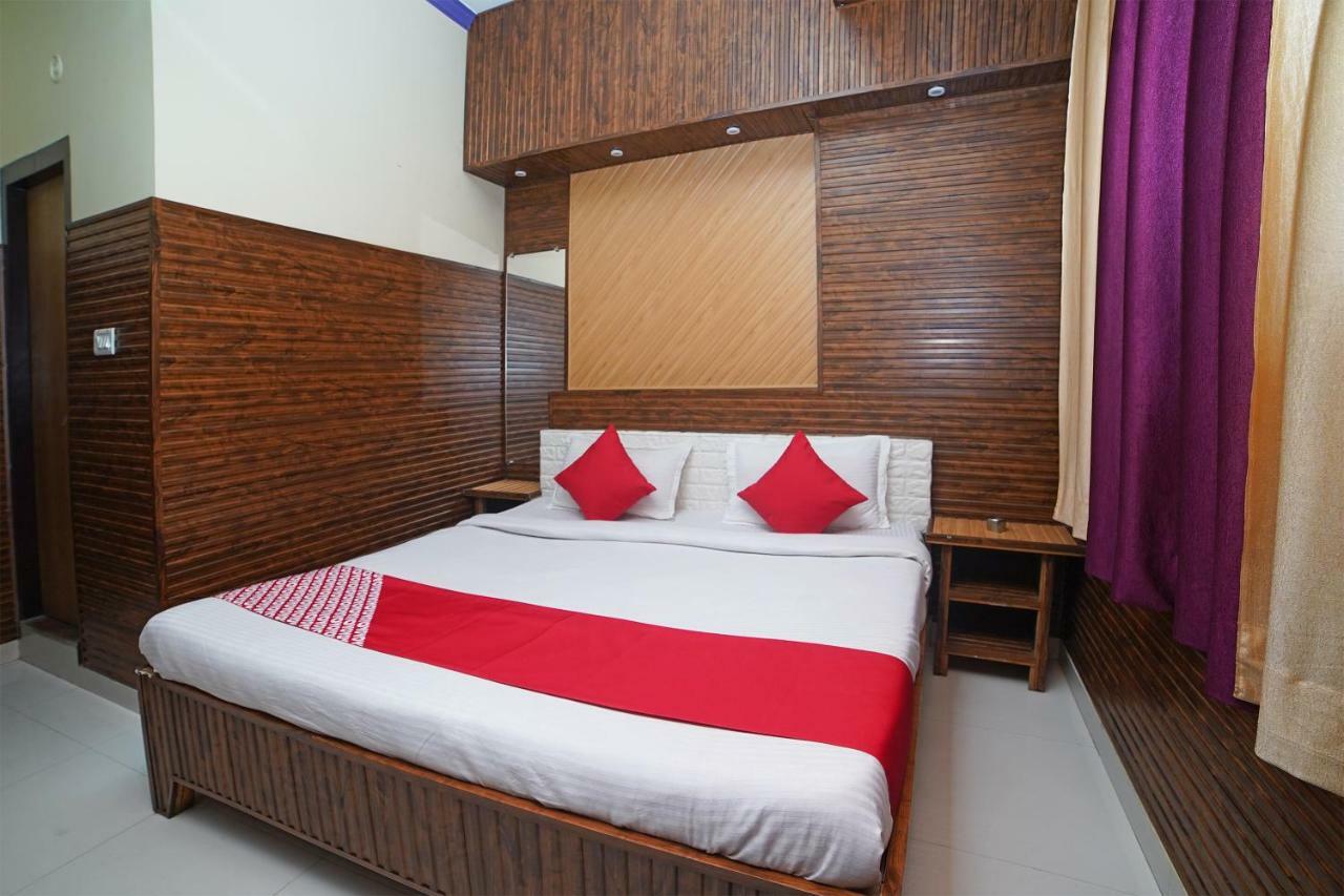 Oyo 37525 Hotel Mall Palace Pithorāgarh Dış mekan fotoğraf